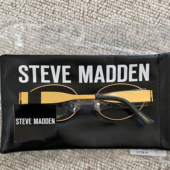 Steve Madden Gold and Black Misties Sunglasses